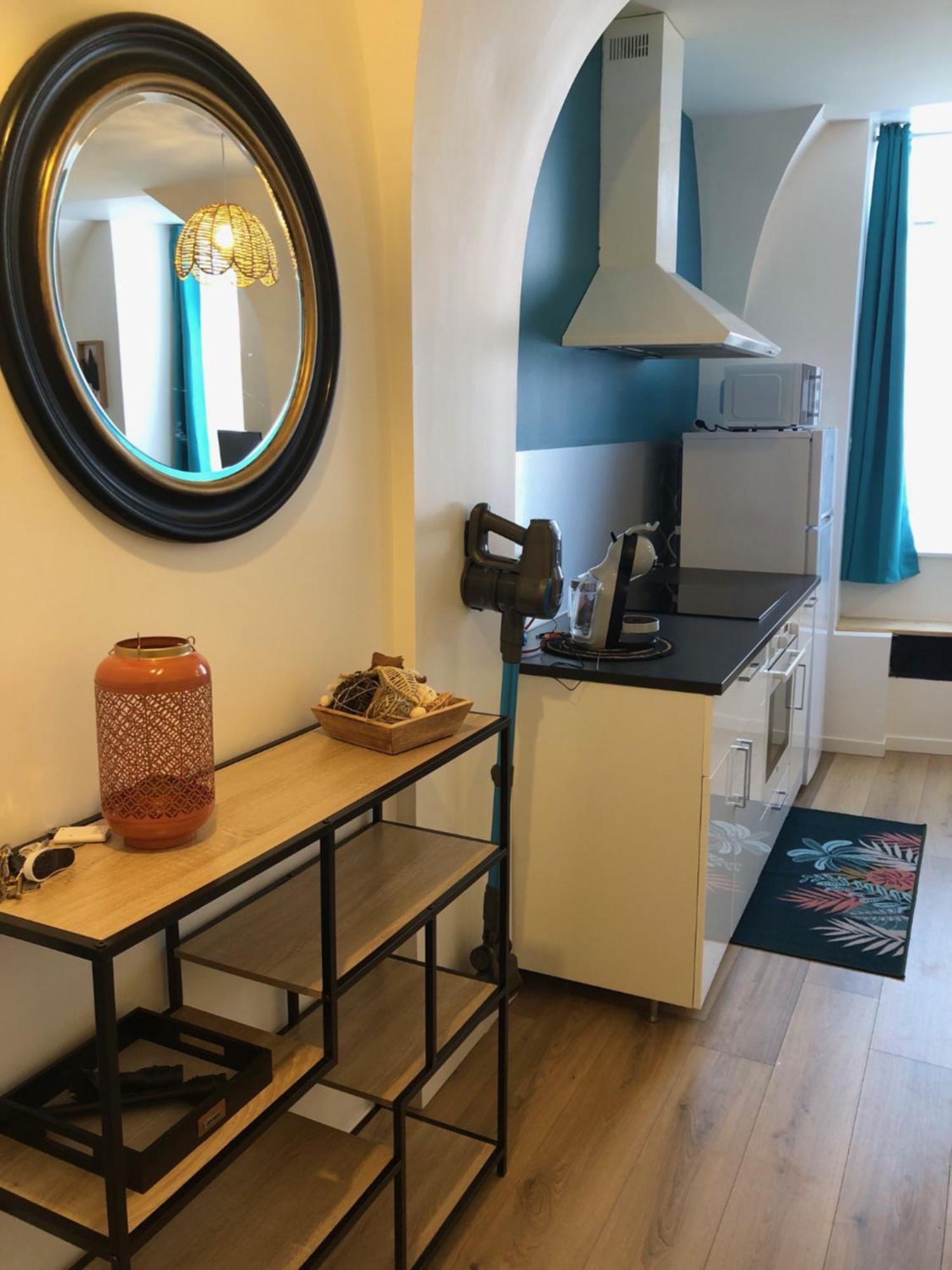 Charmant Appartement, 1 Chambre, En Centre Historique Анноне Экстерьер фото